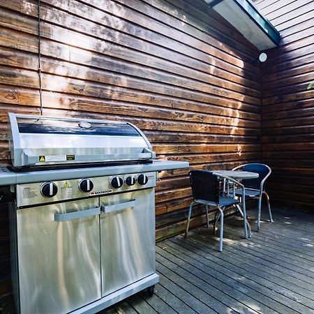 Warburton Lodge Екстер'єр фото