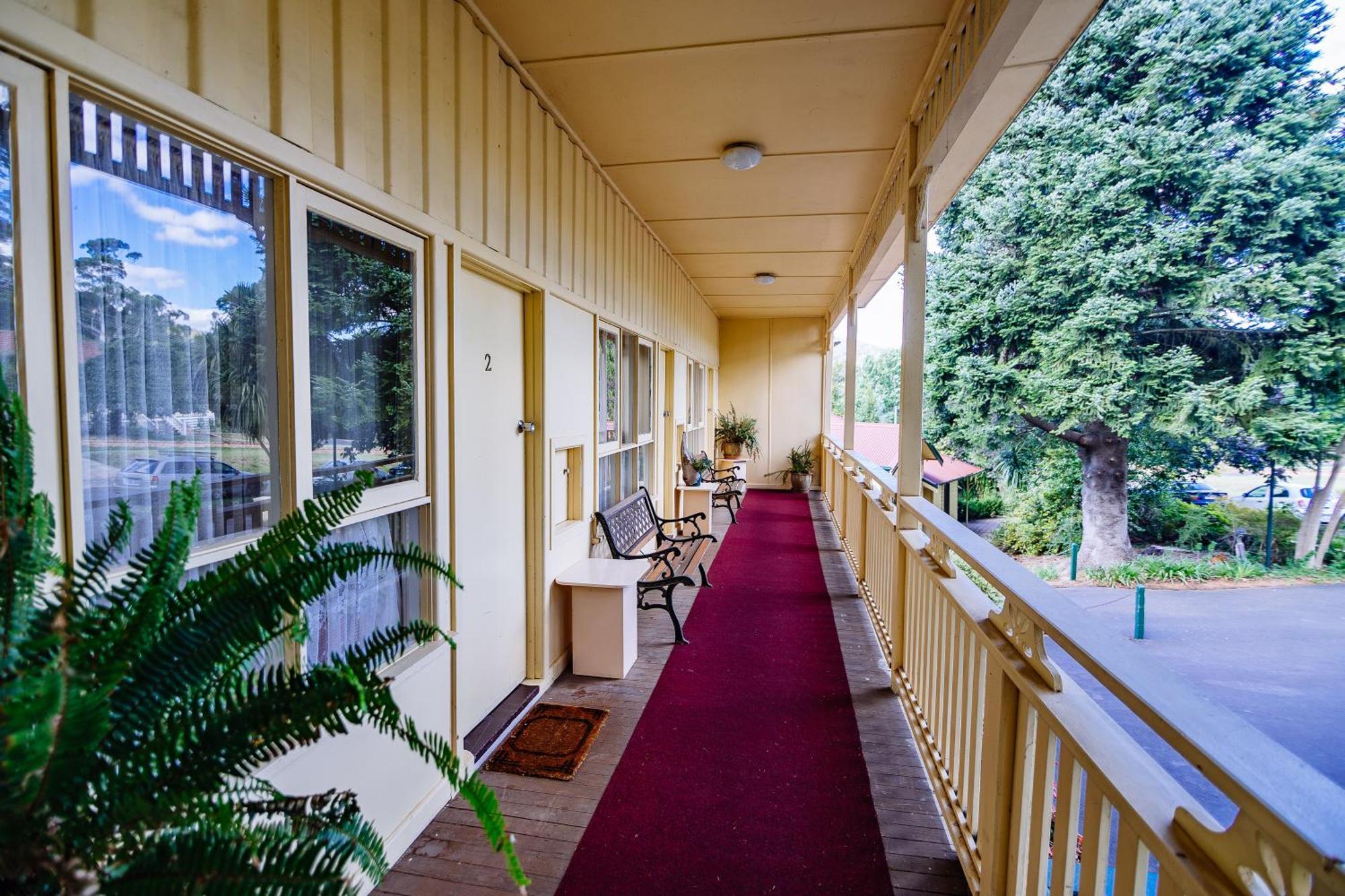 Warburton Lodge Екстер'єр фото