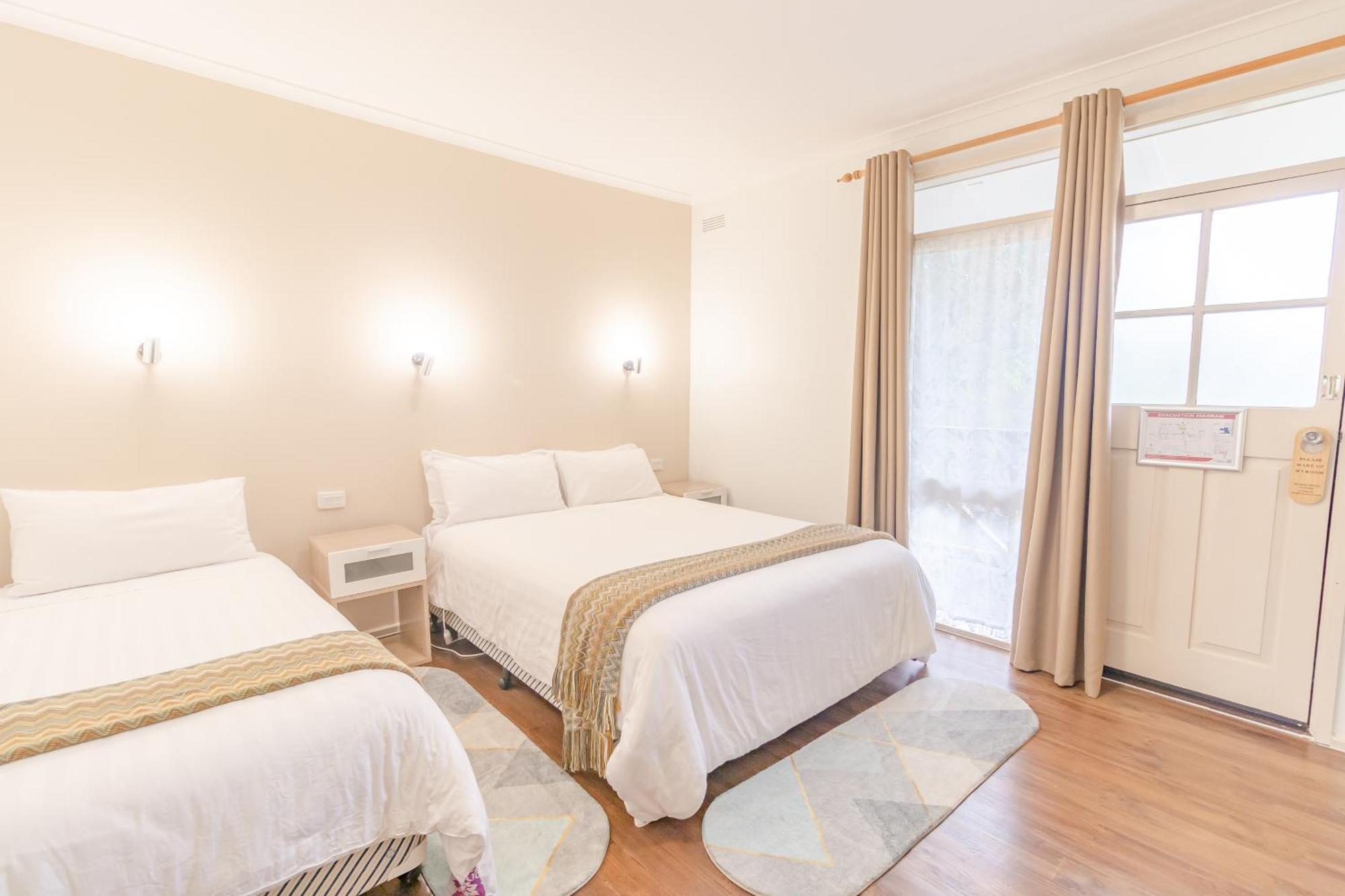 Warburton Lodge Екстер'єр фото