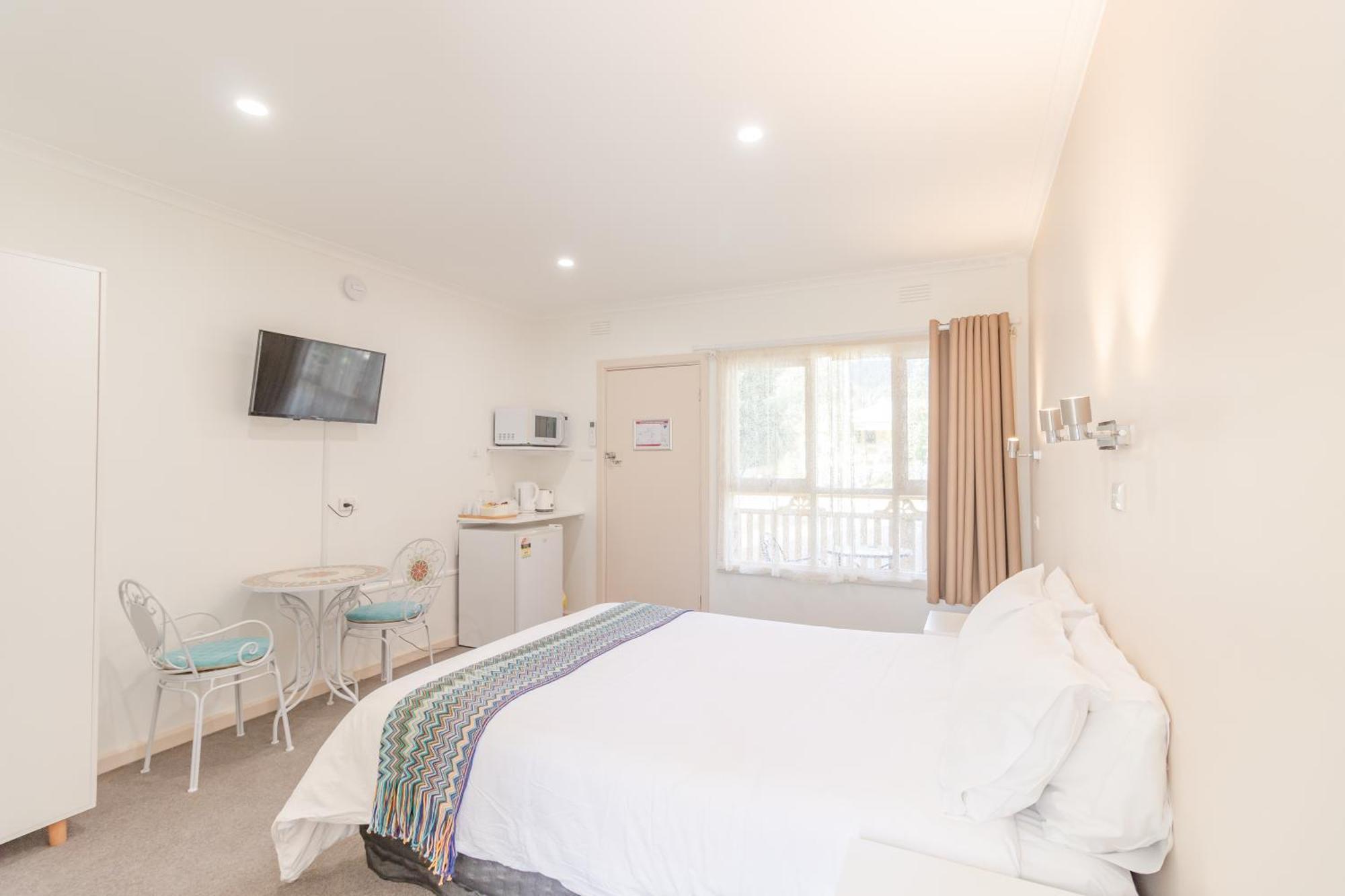 Warburton Lodge Екстер'єр фото