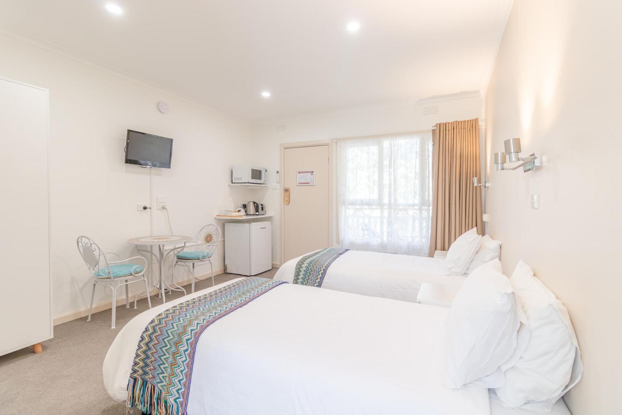 Warburton Lodge Екстер'єр фото